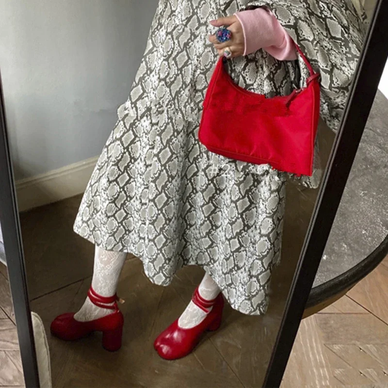 Zapatos de tacón alto de cuero - Vintage Slip Dress reseña y precio